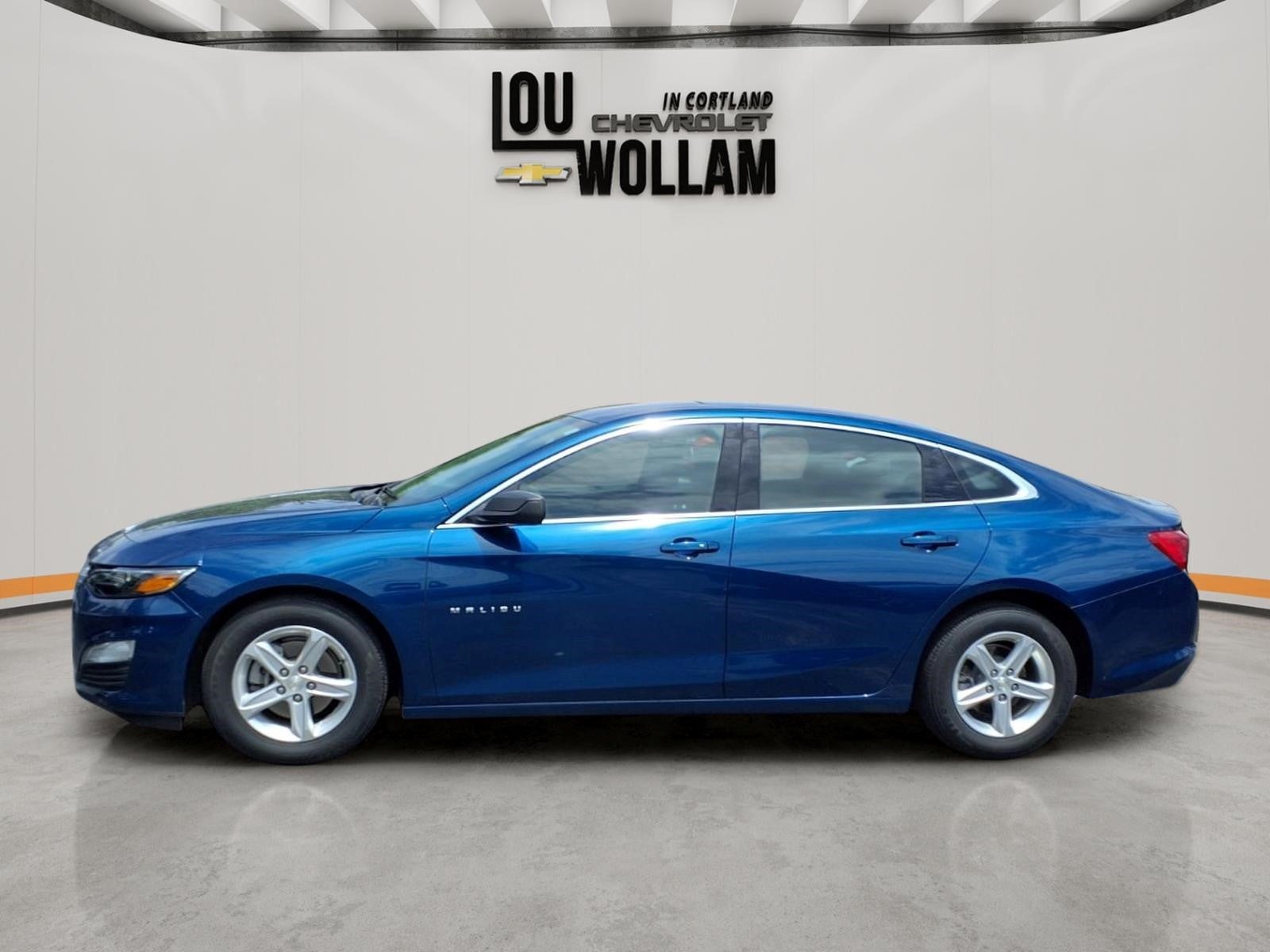 Used 2019 Chevrolet Malibu 1LS with VIN 1G1ZB5ST1KF123563 for sale in Cortland, OH