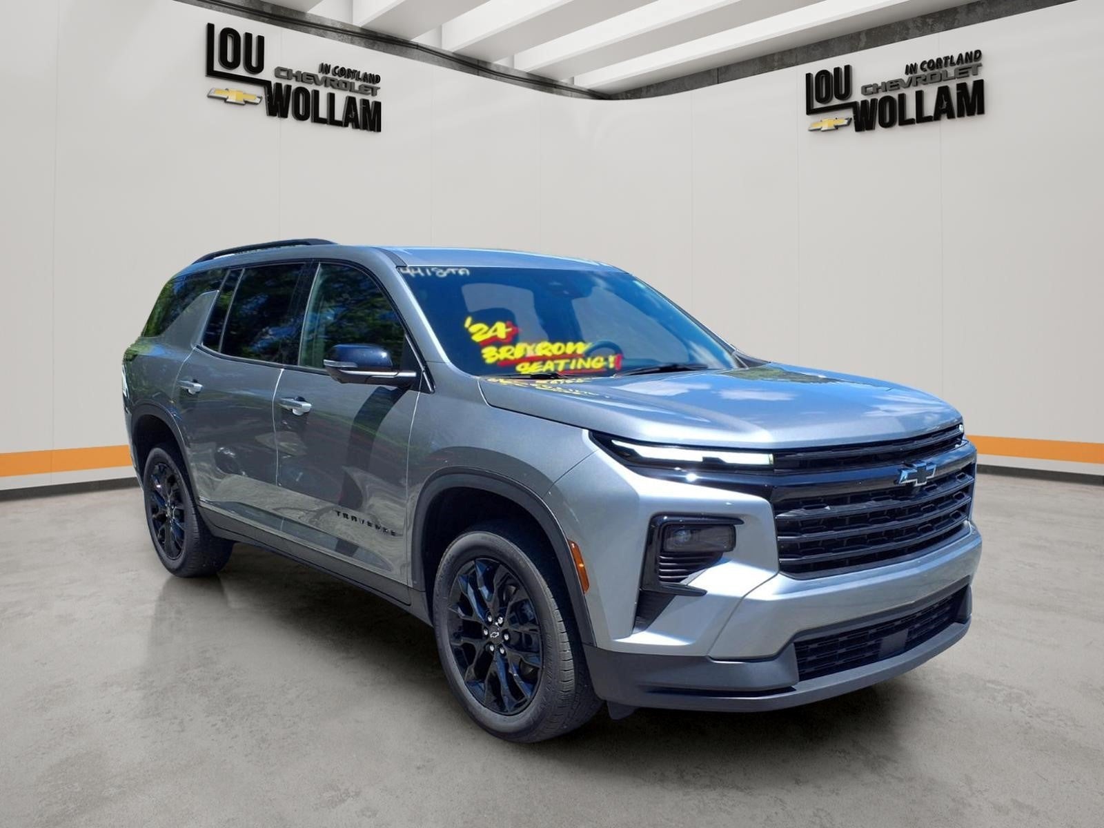 2024 Chevrolet Traverse LT