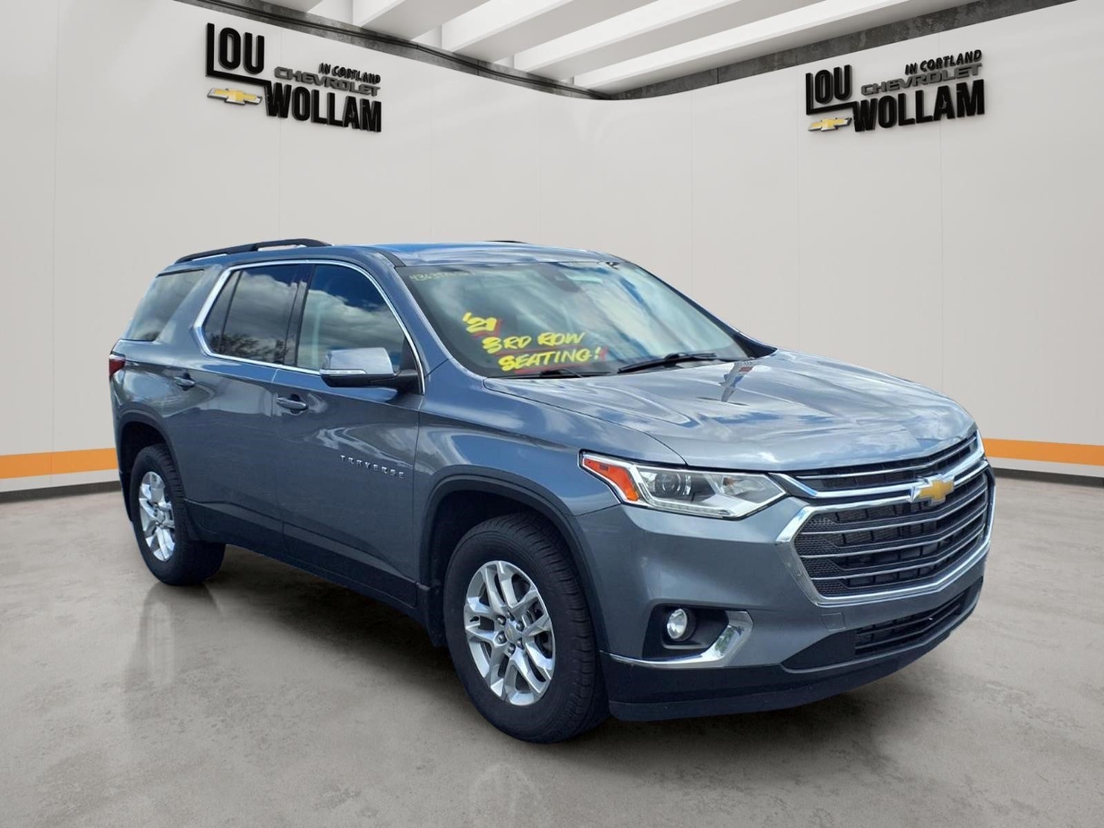 2021 Chevrolet Traverse LT Cloth