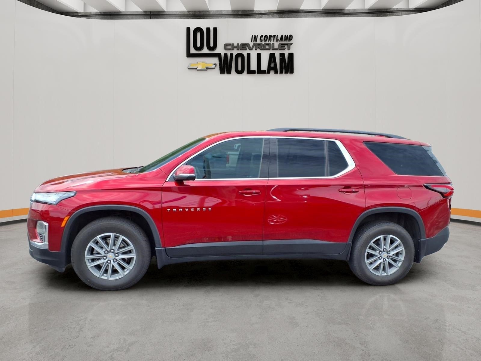 2023 Chevrolet Traverse LT Cloth