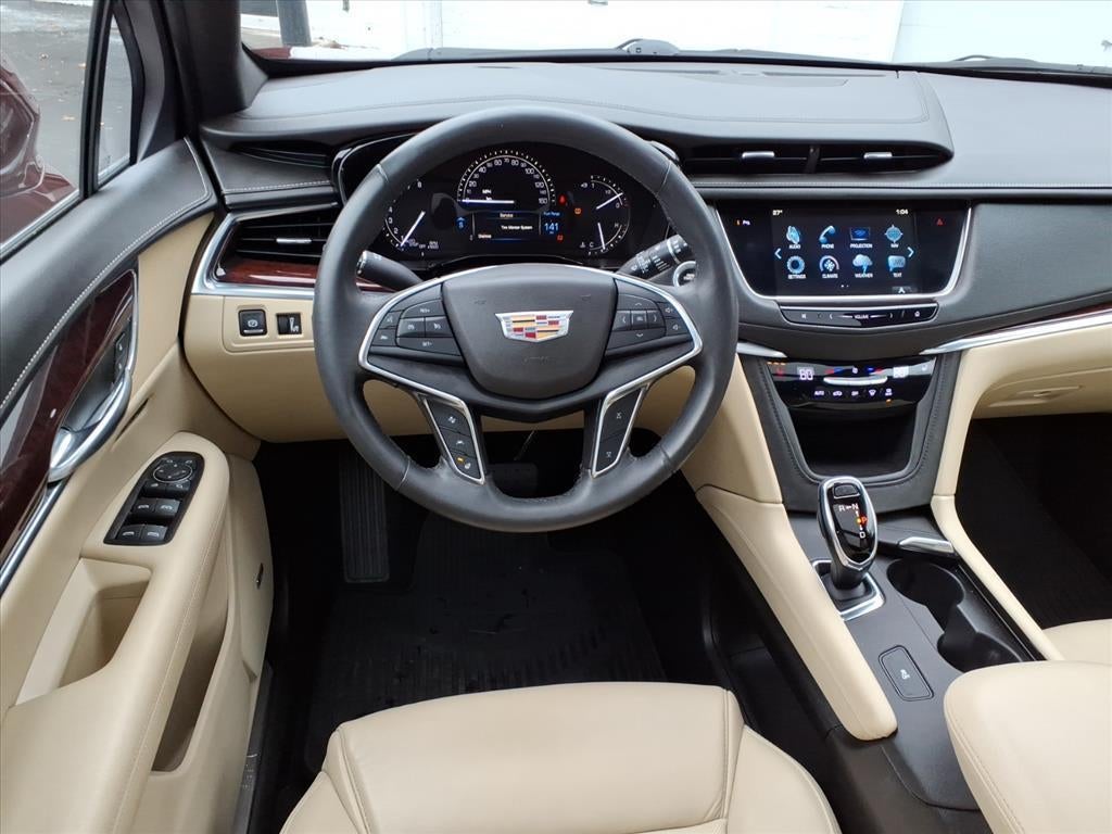 2018 Cadillac XT5 Luxury FWD
