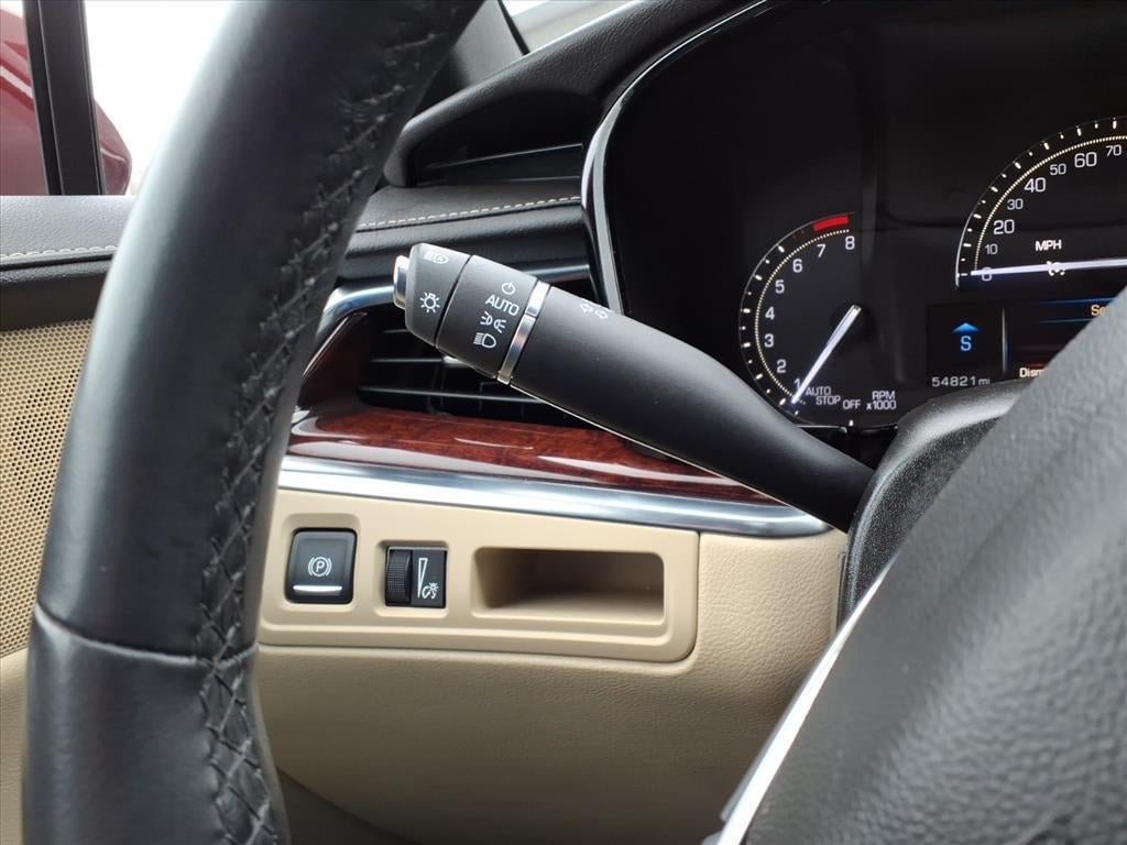 2018 Cadillac XT5 Luxury FWD