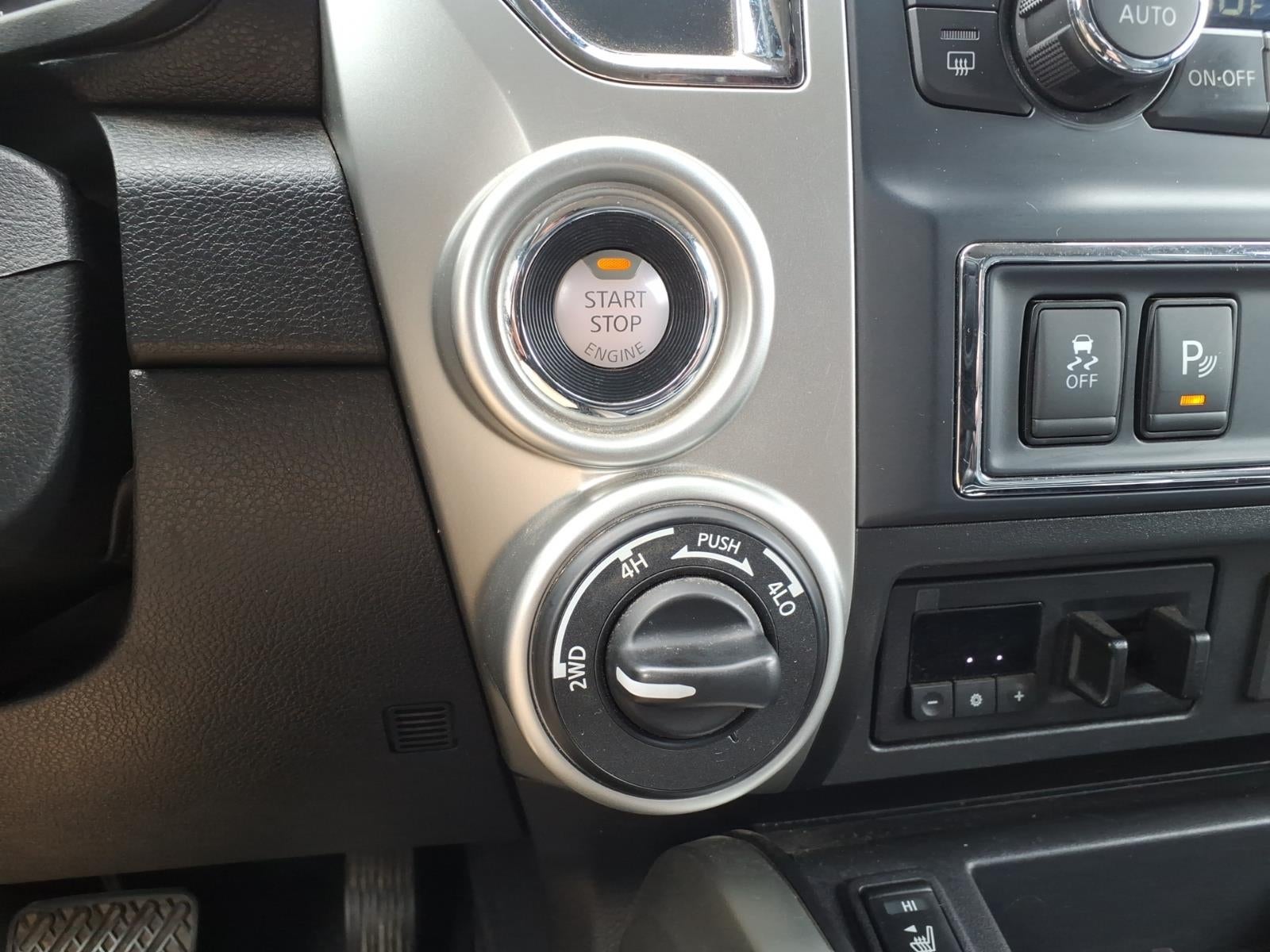 2017 Nissan TITAN SL