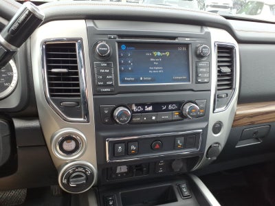 2017 Nissan TITAN SL