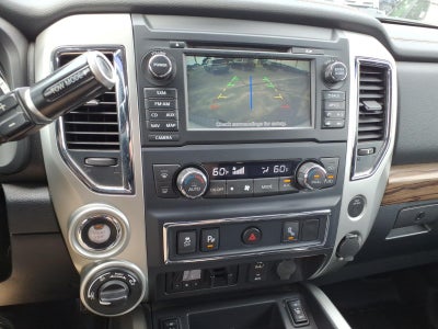 2017 Nissan TITAN SL