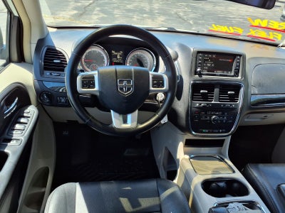 2017 Dodge Grand Caravan Crew Plus