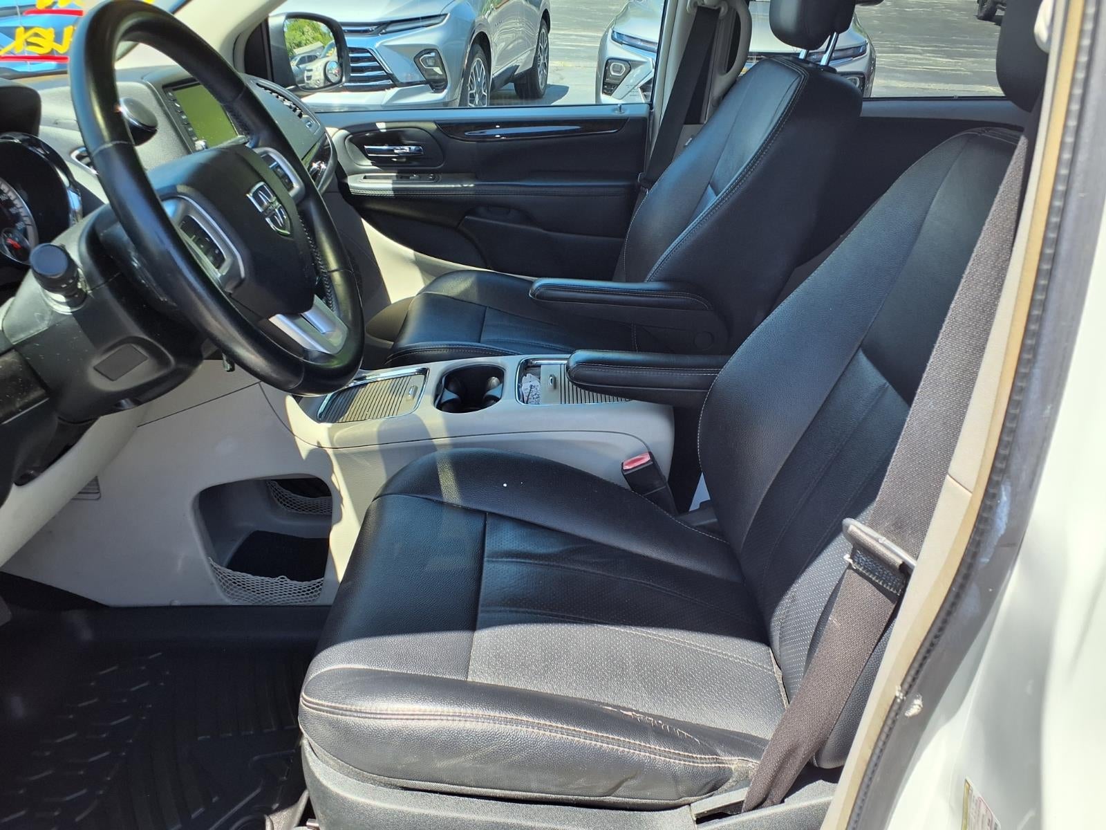 2017 Dodge Grand Caravan Crew Plus
