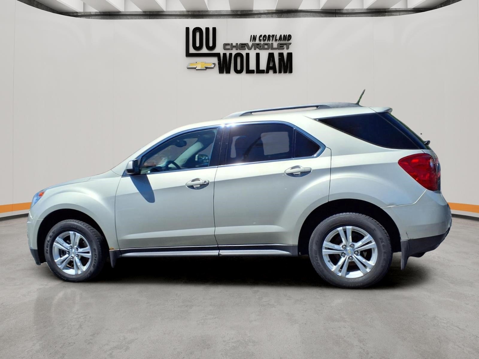 Used 2015 Chevrolet Equinox 2LT with VIN 2GNALCEK5F6388499 for sale in Cortland, OH