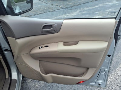 2012 Kia Sedona LX