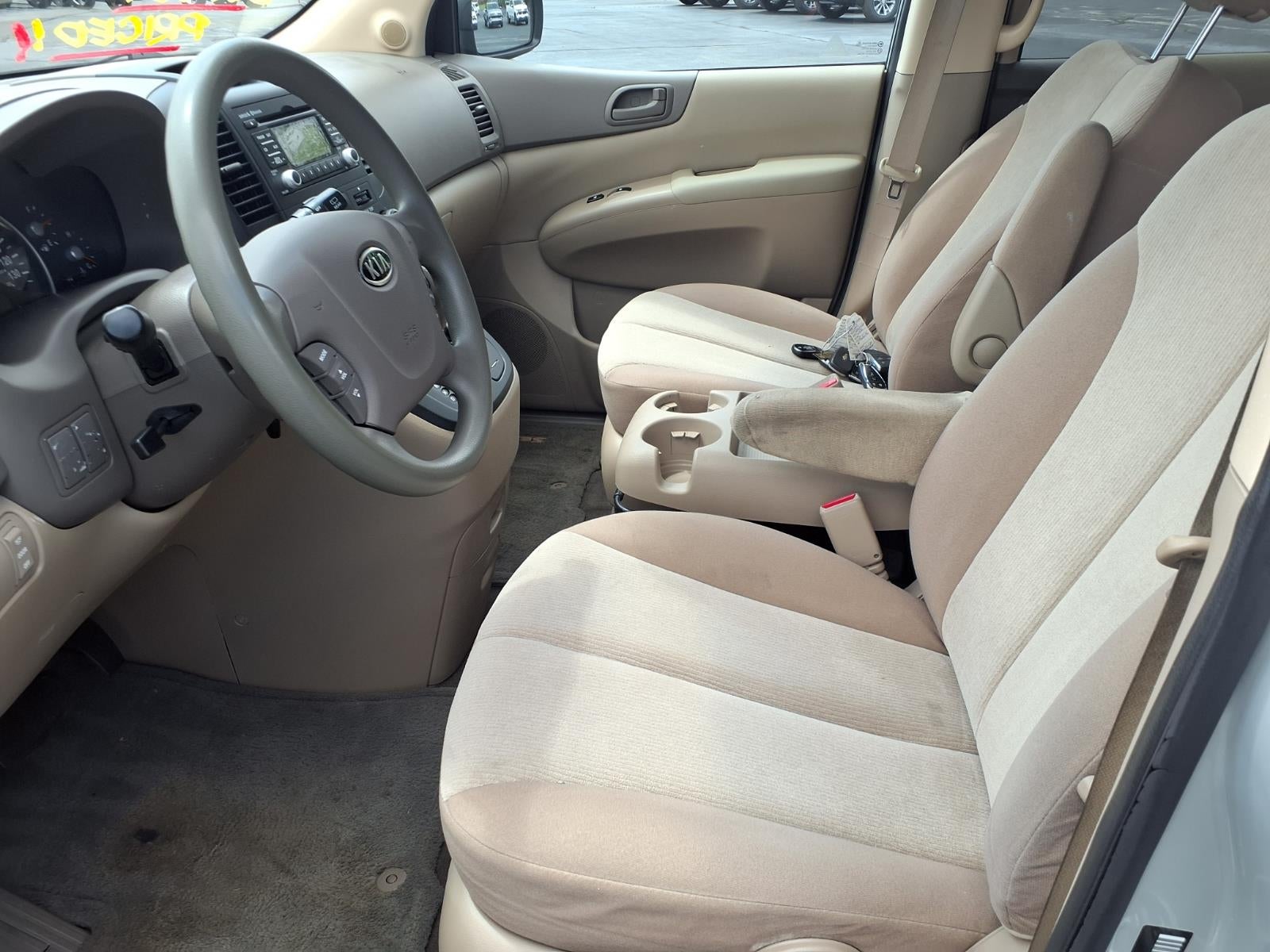 2012 Kia Sedona LX