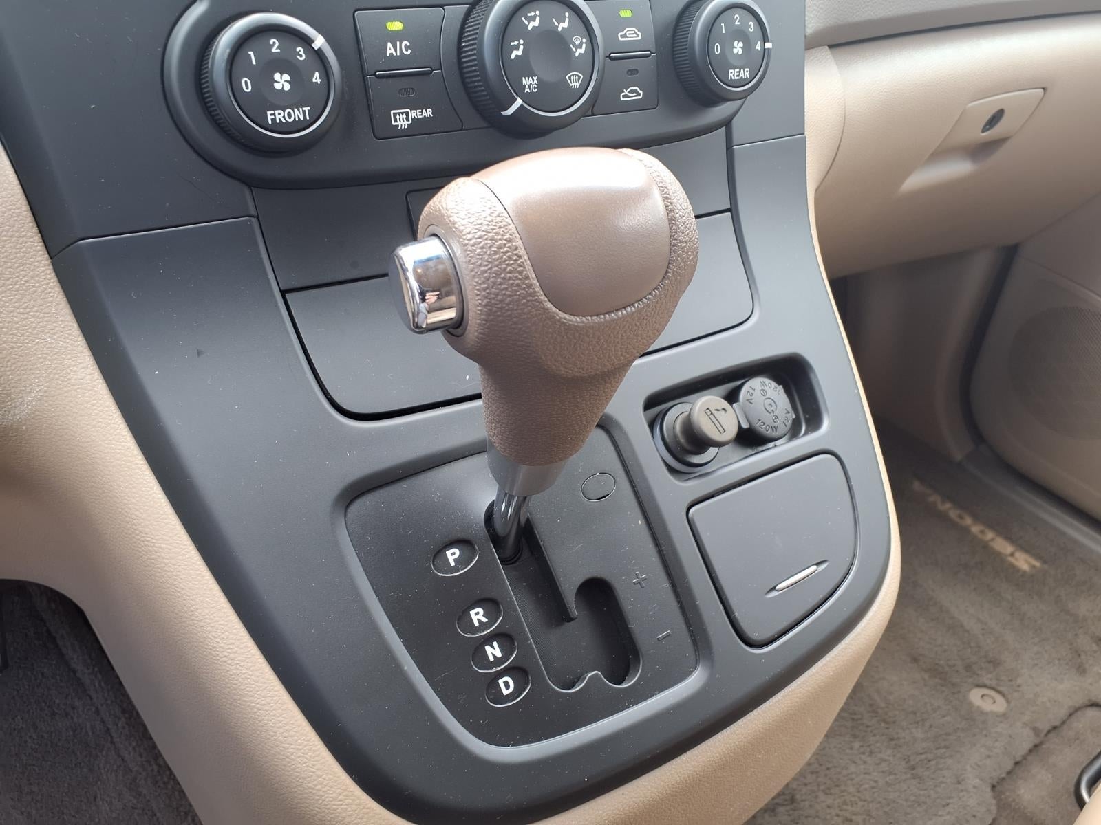 2012 Kia Sedona LX