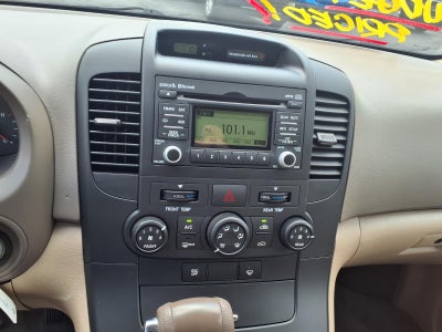 2012 Kia Sedona LX