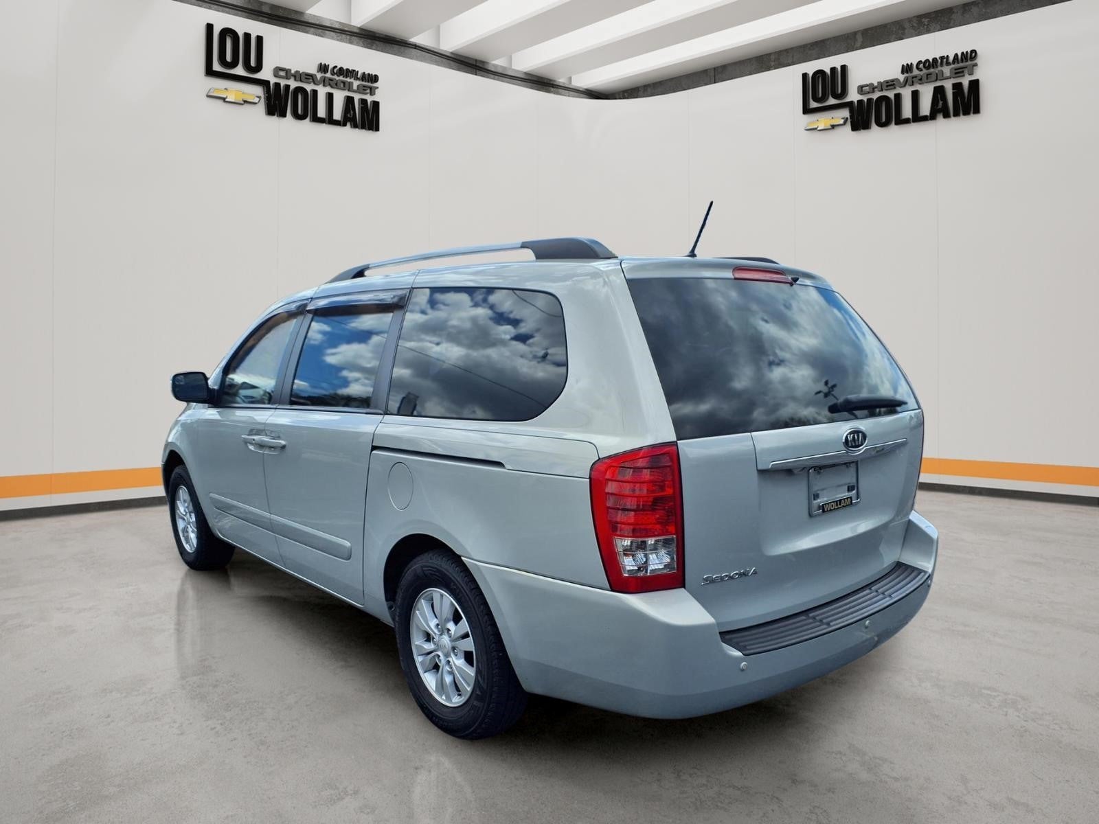 2012 Kia Sedona LX